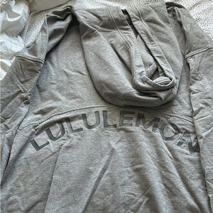 Great lulu lemon sweatshirt